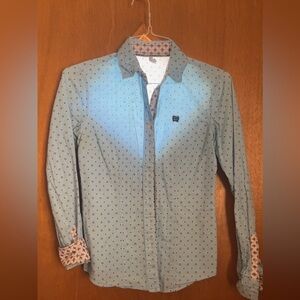 Cinch women’s button down rodeo shirt.